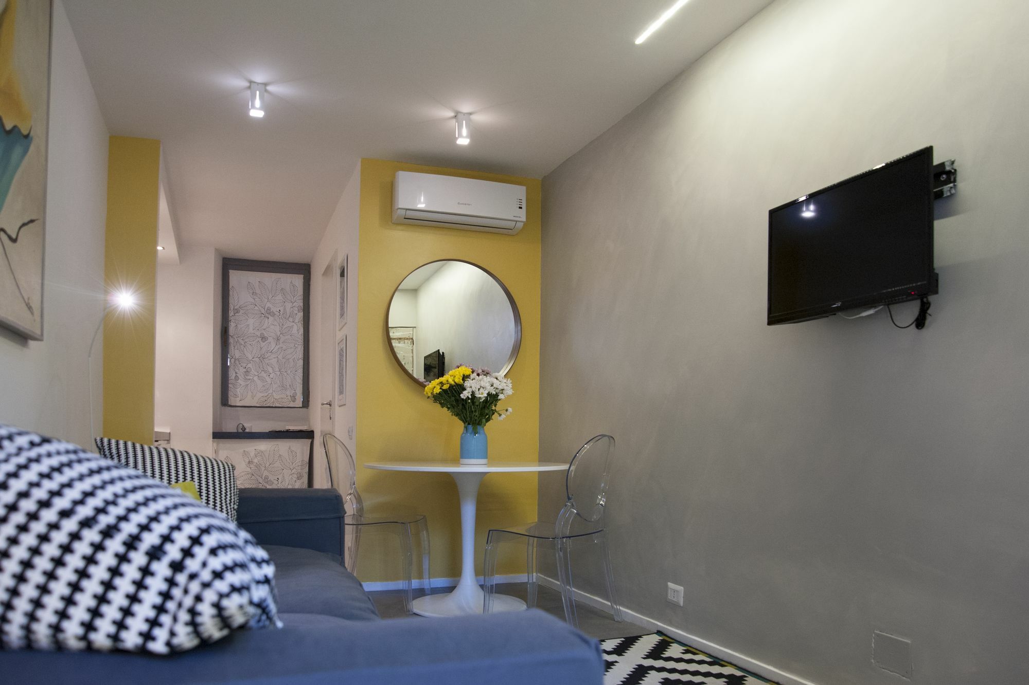 Secret Rhome Loft Rom